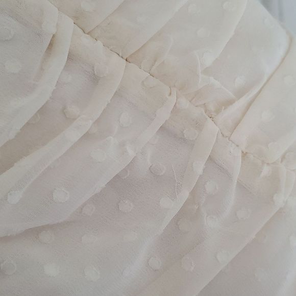 Storia Ruched Polka Dot Dress - Picture 10 of 11